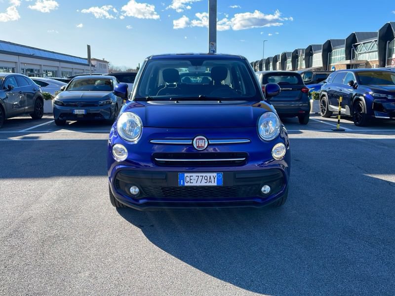 https://cdn-dk.caraffinity.it/dealer/datafiles/vehicle/images/800/32954/tx3gTV8t6UDcRTdx.jpg?opacity=10&size=20&position=BOTTOM_RIGHT&border=0&watermark=%2Fdealer%2Fdatafiles%2Fvehicle%2Fimages%2Fwatermark%2F32954%2F775f2d5d-ef44-4a55-8370-84cbc0998b87.png