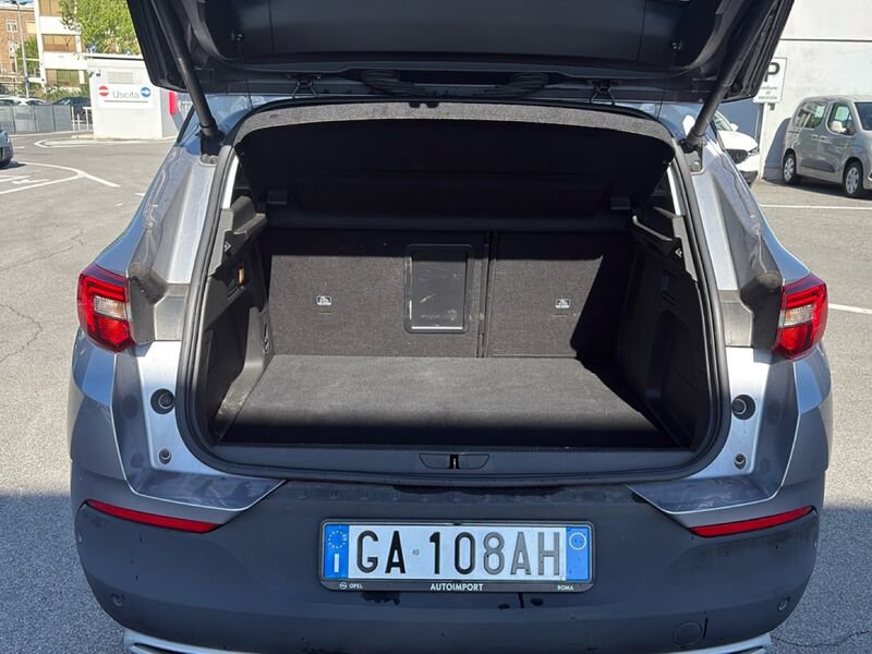 https://cdn-dk.caraffinity.it/dealer/datafiles/vehicle/images/800/32954/u9sS76Ki15ngH8s2.jpg?opacity=0&size=30&position=BOTTOM_LEFT&border=0&watermark=%2Fdealer%2Fdatafiles%2Fvehicle%2Fimages%2Fwatermark%2F32954%2F59948587-165d-4d71-b051-089e3253b7a7.png