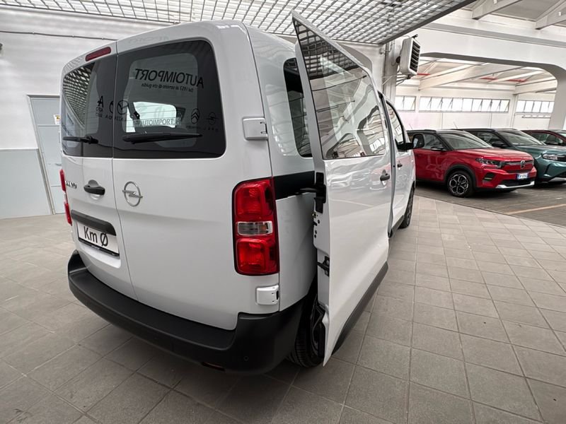 https://cdn-dk.caraffinity.it/dealer/datafiles/vehicle/images/800/32954/uQ35AO42ssFPwNcW.jpg?opacity=0&size=30&position=BOTTOM_LEFT&border=0&watermark=%2Fdealer%2Fdatafiles%2Fvehicle%2Fimages%2Fwatermark%2F32954%2F59948587-165d-4d71-b051-089e3253b7a7.png