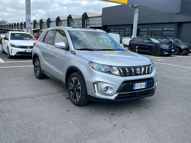 https://cdn-dk.caraffinity.it/dealer/datafiles/vehicle/images/800/32954/vn7MZRquyGTgk8uP.jpg?opacity=0&size=30&position=BOTTOM_RIGHT&border=0&watermark=%2Fdealer%2Fdatafiles%2Fvehicle%2Fimages%2Fwatermark%2F32954%2Fd28b17c5-03ca-4e26-bd0f-ab8818a4f7db.png