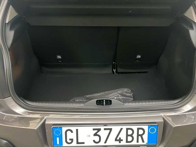 https://cdn-dk.caraffinity.it/dealer/datafiles/vehicle/images/800/32954/wBUtKCZOMiEPKsIm.jpg?opacity=10&size=20&position=BOTTOM_RIGHT&border=0&watermark=%2Fdealer%2Fdatafiles%2Fvehicle%2Fimages%2Fwatermark%2F32954%2F775f2d5d-ef44-4a55-8370-84cbc0998b87.png