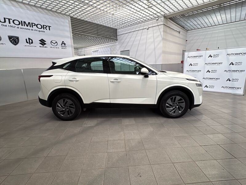 https://cdn-dk.caraffinity.it/dealer/datafiles/vehicle/images/800/32954/wFJ2txS3BpdxnSj6.jpg?opacity=10&size=20&position=BOTTOM_RIGHT&border=0&watermark=%2Fdealer%2Fdatafiles%2Fvehicle%2Fimages%2Fwatermark%2F32954%2F775f2d5d-ef44-4a55-8370-84cbc0998b87.png