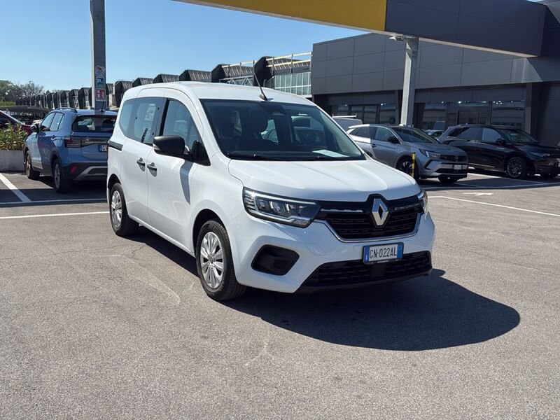 https://cdn-dk.caraffinity.it/dealer/datafiles/vehicle/images/800/32954/wZN9M5rEyzLxMpqI.jpg?opacity=10&size=20&position=BOTTOM_RIGHT&border=0&watermark=%2Fdealer%2Fdatafiles%2Fvehicle%2Fimages%2Fwatermark%2F32954%2F775f2d5d-ef44-4a55-8370-84cbc0998b87.png