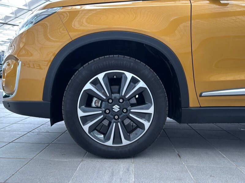 https://cdn-dk.caraffinity.it/dealer/datafiles/vehicle/images/800/32954/yNVAtalhxlGG90l5.jpg?opacity=10&size=20&position=BOTTOM_RIGHT&border=0&watermark=%2Fdealer%2Fdatafiles%2Fvehicle%2Fimages%2Fwatermark%2F32954%2F775f2d5d-ef44-4a55-8370-84cbc0998b87.png