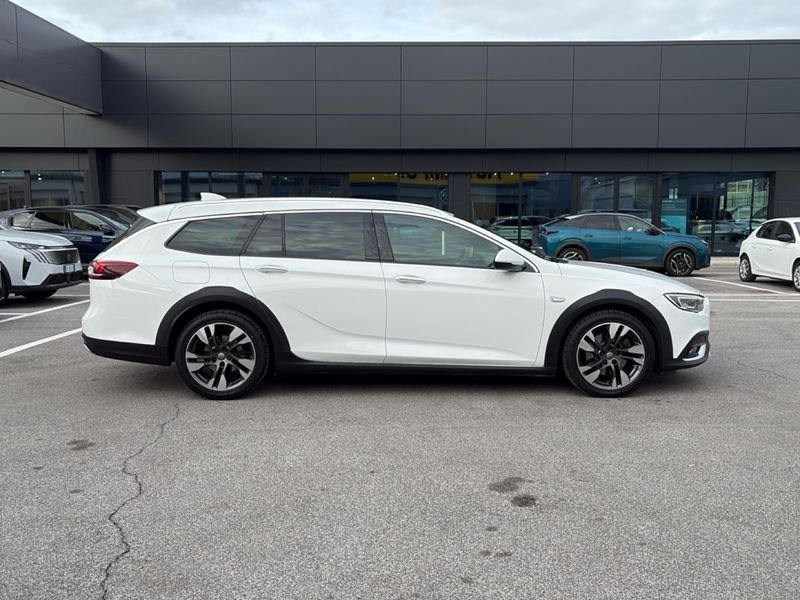 https://cdn-dk.caraffinity.it/dealer/datafiles/vehicle/images/800/32954/zWtLGemKWIEcONdW.jpg?opacity=0&size=30&position=BOTTOM_LEFT&border=0&watermark=%2Fdealer%2Fdatafiles%2Fvehicle%2Fimages%2Fwatermark%2F32954%2F59948587-165d-4d71-b051-089e3253b7a7.png