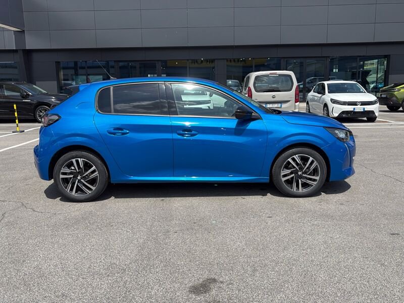 https://cdn-dk.caraffinity.it/dealer/datafiles/vehicle/images/800/32954/zkYM5X8RSDgr3xti.jpg?opacity=10&size=20&position=BOTTOM_RIGHT&border=0&watermark=%2Fdealer%2Fdatafiles%2Fvehicle%2Fimages%2Fwatermark%2F32954%2F775f2d5d-ef44-4a55-8370-84cbc0998b87.png