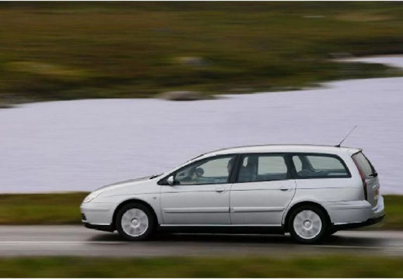 https://cdn-dk.caraffinity.it/dealer/datafiles/vehicle/images/800/33397/GfDy2kUAHxIYpiDC.jpeg