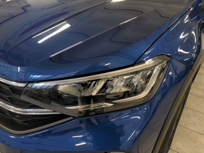 https://cdn-dk.caraffinity.it/dealer/datafiles/vehicle/images/800/34532/99cCtB3I9qT4aoDi.jpg?opacity=20&size=16&position=TOP_LEFT&border=8&watermark=%2Fdealer%2Fdatafiles%2Fvehicle%2Fimages%2Fwatermark%2F34532%2F716c528d-f67b-4feb-9b17-395e3ff9cab9.png
