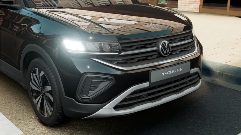 https://cdn-dk.caraffinity.it/dealer/datafiles/vehicle/images/800/34532/FEJT7QLoTmRw80te.jpg?opacity=20&size=16&position=TOP_LEFT&border=8&watermark=%2Fdealer%2Fdatafiles%2Fvehicle%2Fimages%2Fwatermark%2F34532%2F716c528d-f67b-4feb-9b17-395e3ff9cab9.png