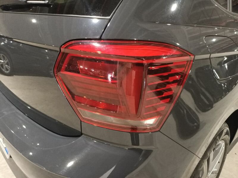 https://cdn-dk.caraffinity.it/dealer/datafiles/vehicle/images/800/34532/jSw4jKSeCCv5TRBO.jpg?opacity=20&size=16&position=TOP_LEFT&border=8&watermark=%2Fdealer%2Fdatafiles%2Fvehicle%2Fimages%2Fwatermark%2F34532%2F716c528d-f67b-4feb-9b17-395e3ff9cab9.png