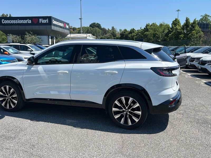 https://cdn-dk.caraffinity.it/dealer/datafiles/vehicle/images/800/35020/2uVHHXbfPWvNSlSy.jpg