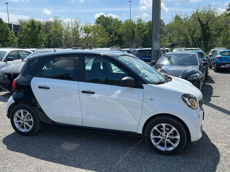 https://cdn-dk.caraffinity.it/dealer/datafiles/vehicle/images/800/35020/BfV4qHjM8aqjd3o1.jpg