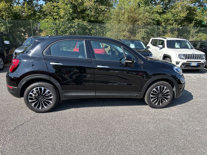 https://cdn-dk.caraffinity.it/dealer/datafiles/vehicle/images/800/35020/C0MGq6bymWKe5TIP.jpg