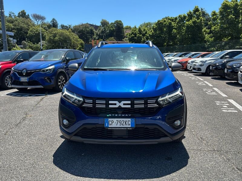 https://cdn-dk.caraffinity.it/dealer/datafiles/vehicle/images/800/35020/DABsUk4OJhn2j17V.jpg