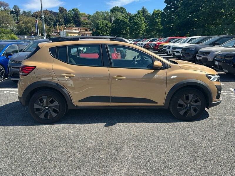 https://cdn-dk.caraffinity.it/dealer/datafiles/vehicle/images/800/35020/HvPy68Z8VG7lzZk6.jpg