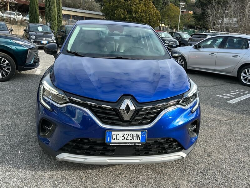 https://cdn-dk.caraffinity.it/dealer/datafiles/vehicle/images/800/35020/K3a48sEJu8cIJwe9.jpg