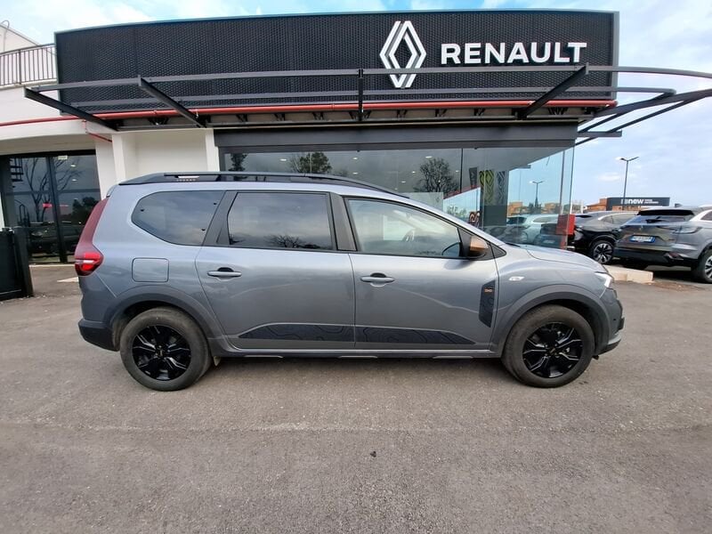 https://cdn-dk.caraffinity.it/dealer/datafiles/vehicle/images/800/35020/Ksiu0sAmoYktTik5.jpg