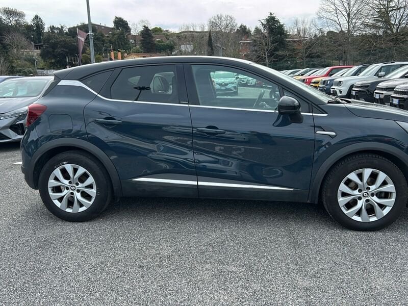 https://cdn-dk.caraffinity.it/dealer/datafiles/vehicle/images/800/35020/MSiclW7HXv94ZqFA.jpg