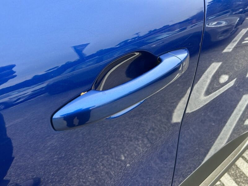 https://cdn-dk.caraffinity.it/dealer/datafiles/vehicle/images/800/35020/MfjpyOUjwvTXPt6q.jpg
