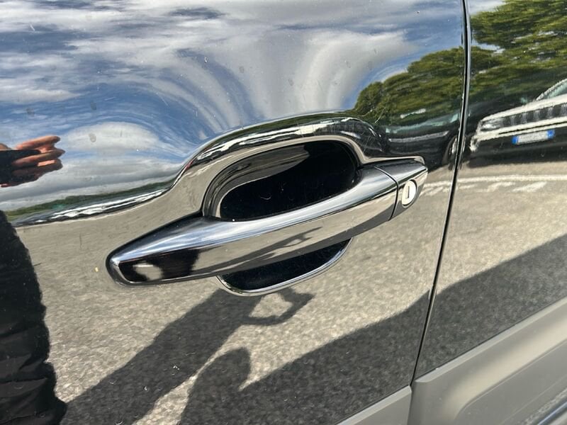 https://cdn-dk.caraffinity.it/dealer/datafiles/vehicle/images/800/35020/MlLxc0PoCzz1r157.jpg?opacity=0&size=100&position=CENTER&border=0&watermark=%2Fdealer%2Fdatafiles%2Fvehicle%2Fimages%2Fwatermark%2F35020%2F11df23f7-a6dd-4f18-975f-aedc49834c70.png
