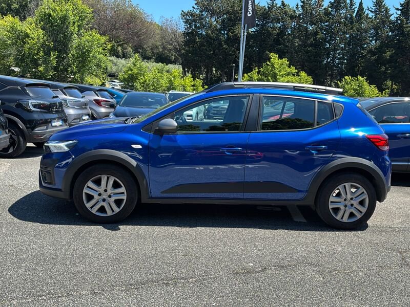 https://cdn-dk.caraffinity.it/dealer/datafiles/vehicle/images/800/35020/N71TEtM0UcL8Wuzn.jpg