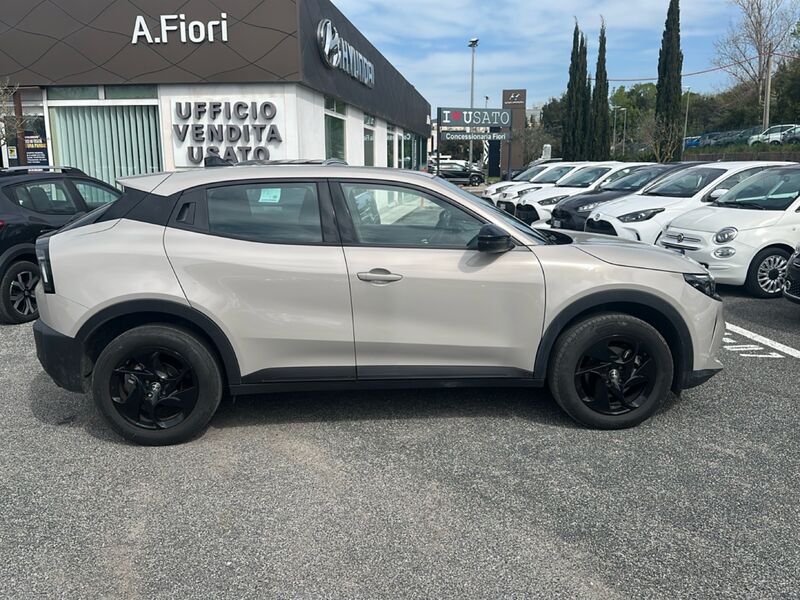 https://cdn-dk.caraffinity.it/dealer/datafiles/vehicle/images/800/35020/P8OafOvQ7r9ZBNZe.jpg