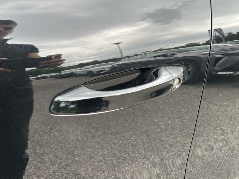 https://cdn-dk.caraffinity.it/dealer/datafiles/vehicle/images/800/35020/PlwbO8QMpauV2JlX.jpg?opacity=0&size=100&position=CENTER&border=0&watermark=%2Fdealer%2Fdatafiles%2Fvehicle%2Fimages%2Fwatermark%2F35020%2F11df23f7-a6dd-4f18-975f-aedc49834c70.png