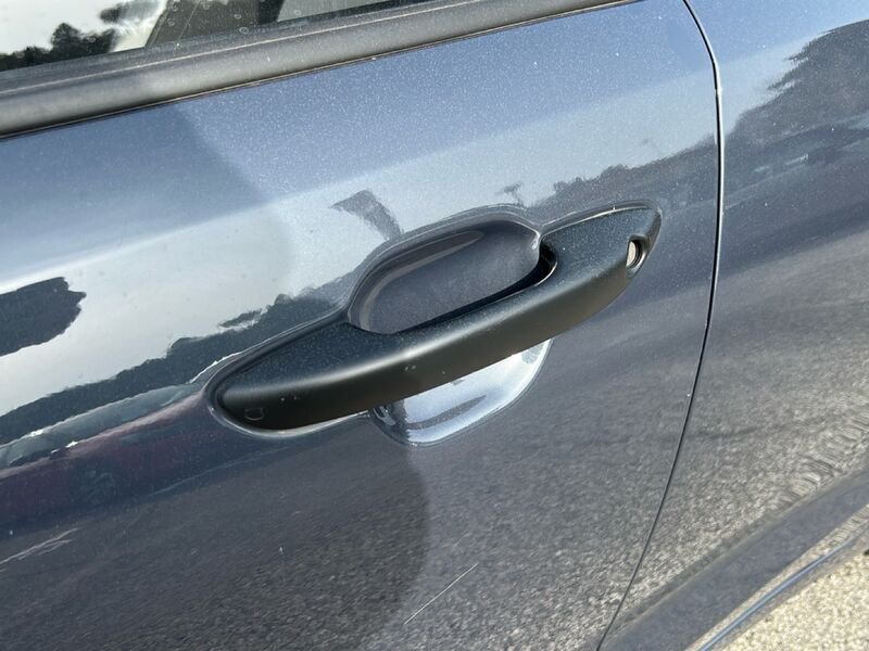 https://cdn-dk.caraffinity.it/dealer/datafiles/vehicle/images/800/35020/QgMwDA3FJHWz0YgO.jpg