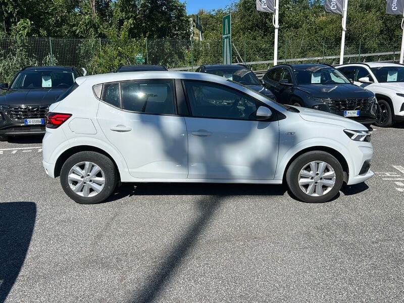 https://cdn-dk.caraffinity.it/dealer/datafiles/vehicle/images/800/35020/USi8rb2iBGcn51rq.jpg