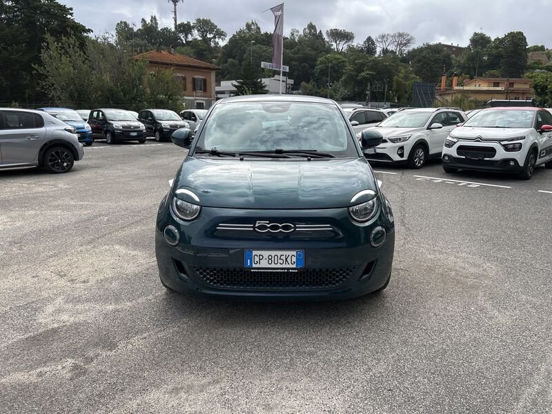 https://cdn-dk.caraffinity.it/dealer/datafiles/vehicle/images/800/35020/UYTFoo2Nfh1sIBRX.jpg