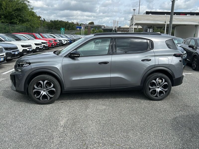 https://cdn-dk.caraffinity.it/dealer/datafiles/vehicle/images/800/35020/VJfzR1oM9wwumUeF.jpg?opacity=0&size=100&position=CENTER&border=0&watermark=%2Fdealer%2Fdatafiles%2Fvehicle%2Fimages%2Fwatermark%2F35020%2F11df23f7-a6dd-4f18-975f-aedc49834c70.png