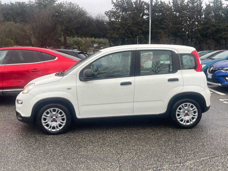 https://cdn-dk.caraffinity.it/dealer/datafiles/vehicle/images/800/35020/XNOCMQg81ejEAWXc.jpg