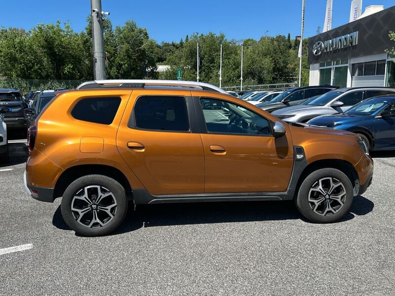 https://cdn-dk.caraffinity.it/dealer/datafiles/vehicle/images/800/35020/ZRp6ivYco0C4Y309.jpg