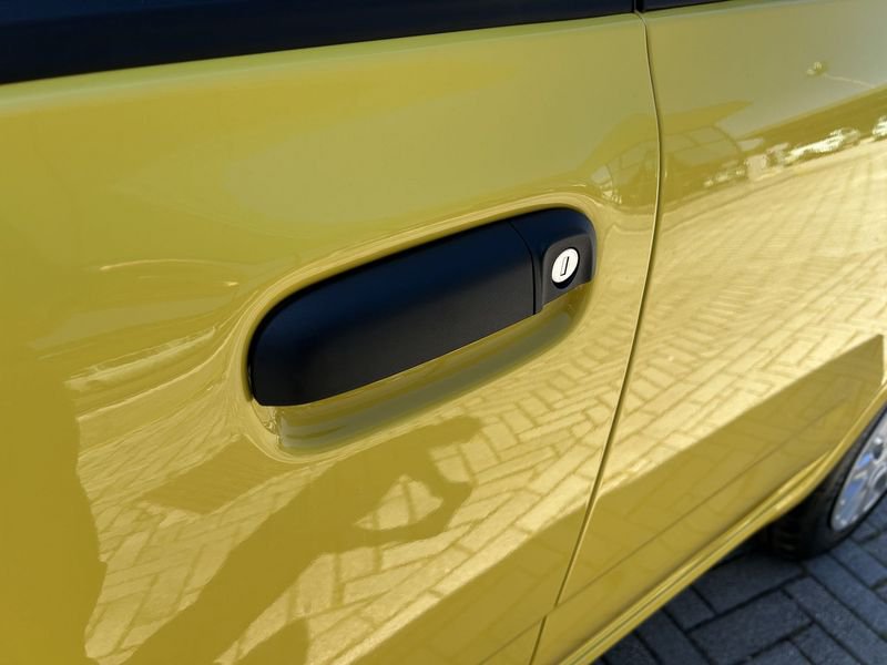 https://cdn-dk.caraffinity.it/dealer/datafiles/vehicle/images/800/35020/ZiGDp1kt21PqZgyi.JPG?opacity=0&size=100&position=CENTER&border=0&watermark=%2Fdealer%2Fdatafiles%2Fvehicle%2Fimages%2Fwatermark%2F35020%2F11df23f7-a6dd-4f18-975f-aedc49834c70.png