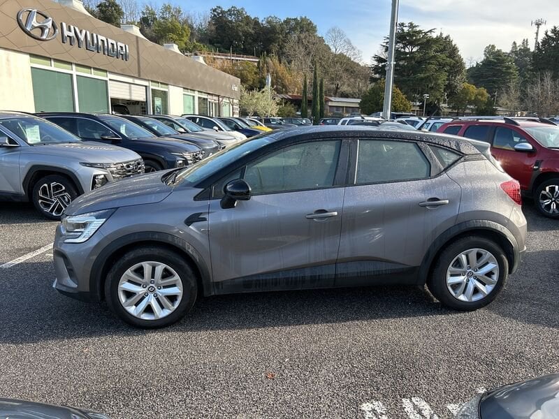 https://cdn-dk.caraffinity.it/dealer/datafiles/vehicle/images/800/35020/atwO3MvgVj67TgP6.jpg