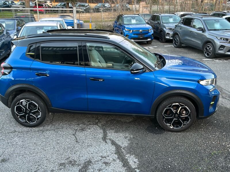 https://cdn-dk.caraffinity.it/dealer/datafiles/vehicle/images/800/35020/eIXPOVolO1saWxSC.jpg?opacity=0&size=100&position=CENTER&border=0&watermark=%2Fdealer%2Fdatafiles%2Fvehicle%2Fimages%2Fwatermark%2F35020%2F11df23f7-a6dd-4f18-975f-aedc49834c70.png