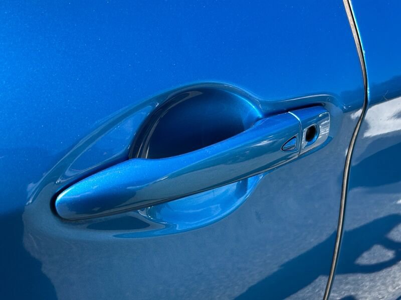 https://cdn-dk.caraffinity.it/dealer/datafiles/vehicle/images/800/35020/gCpbsQ9pKKdt4quw.jpg