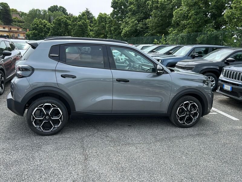 https://cdn-dk.caraffinity.it/dealer/datafiles/vehicle/images/800/35020/iADPJHzk9VozQreb.jpg?opacity=0&size=100&position=CENTER&border=0&watermark=%2Fdealer%2Fdatafiles%2Fvehicle%2Fimages%2Fwatermark%2F35020%2F11df23f7-a6dd-4f18-975f-aedc49834c70.png