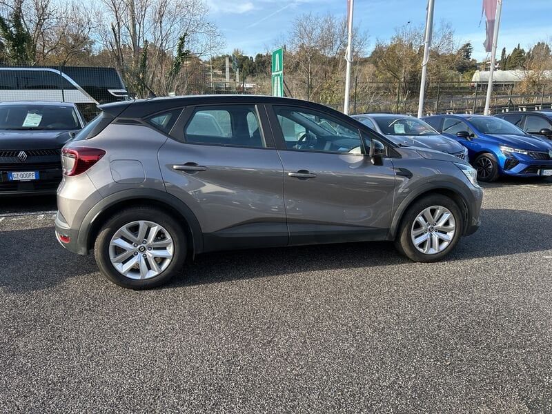 https://cdn-dk.caraffinity.it/dealer/datafiles/vehicle/images/800/35020/kDj4ou3CaUrQsPvx.jpg