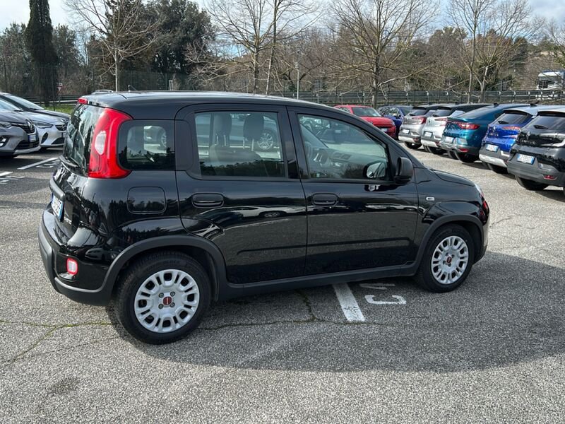 https://cdn-dk.caraffinity.it/dealer/datafiles/vehicle/images/800/35020/lYeIsig3BwasntVy.jpg