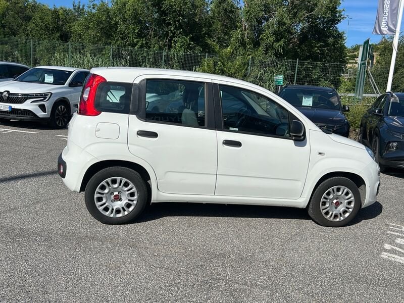 https://cdn-dk.caraffinity.it/dealer/datafiles/vehicle/images/800/35020/nIWp25qSTPDgW6d1.jpg