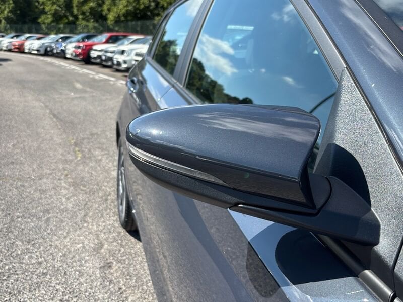 https://cdn-dk.caraffinity.it/dealer/datafiles/vehicle/images/800/35020/r3rKj0ol0k0iQUnH.jpg