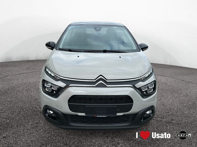https://cdn-dk.caraffinity.it/dealer/datafiles/vehicle/images/800/35020/w4jxwYhDhLOVFcLp.jpg