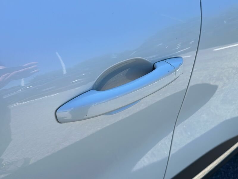 https://cdn-dk.caraffinity.it/dealer/datafiles/vehicle/images/800/35020/w4sKgpRfiK6H7Vrk.jpg