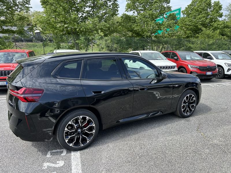 https://cdn-dk.caraffinity.it/dealer/datafiles/vehicle/images/800/35020/wdyTEhF4LJTmurUV.JPG