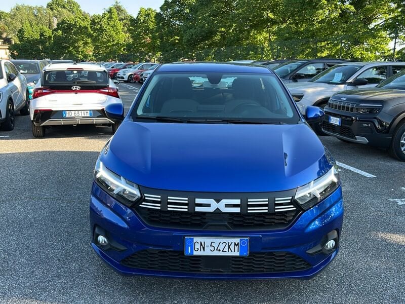 https://cdn-dk.caraffinity.it/dealer/datafiles/vehicle/images/800/35020/xFlw3nzWgcWzGT6p.jpg