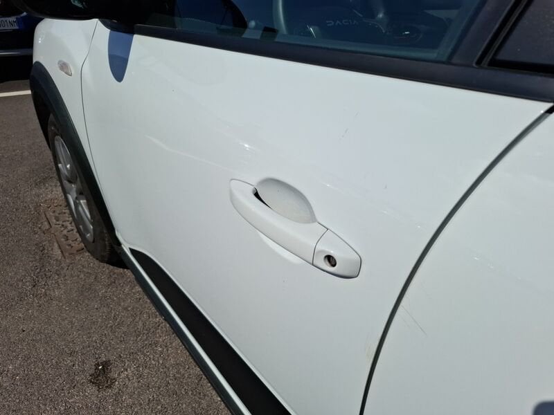 https://cdn-dk.caraffinity.it/dealer/datafiles/vehicle/images/800/35020/yWdSZ6ITBxbe5piL.jpg