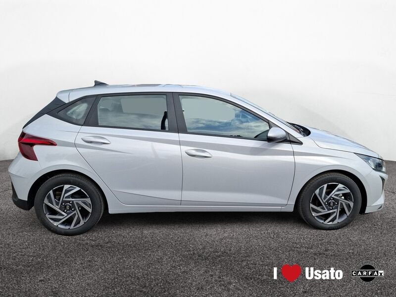https://cdn-dk.caraffinity.it/dealer/datafiles/vehicle/images/800/35020/ypIQNIZtkKFGlCUO.jpg