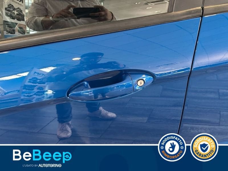 https://cdn-dk.caraffinity.it/dealer/datafiles/vehicle/images/800/35456/0LrgW4UfnLCCgCys.jpeg