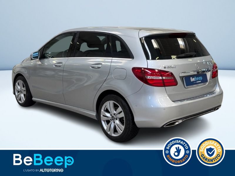 https://cdn-dk.caraffinity.it/dealer/datafiles/vehicle/images/800/35456/0wmqSebNuadS5nf1.jpeg